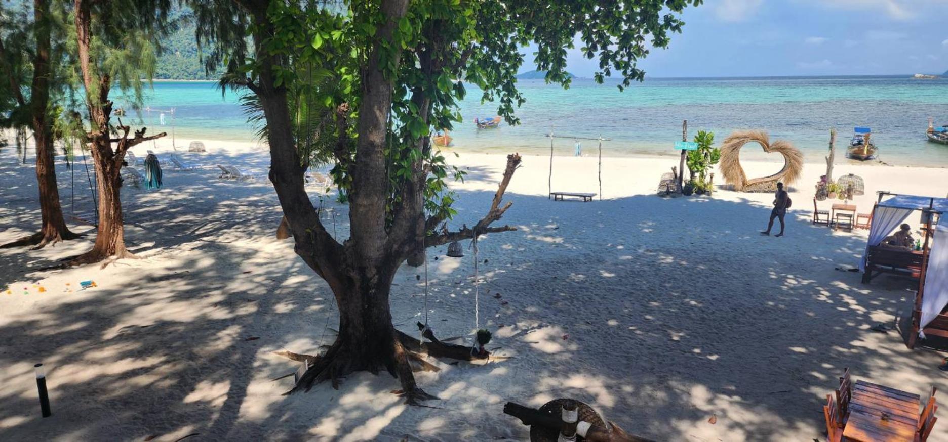 Lipe Beach Resort Exterior foto